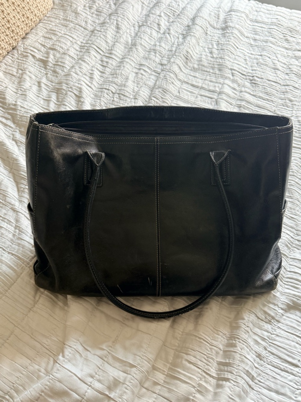 Fossil Black Leather Shoulder Tote